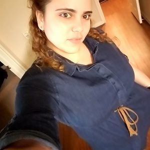 Meet your Posher, Adriana